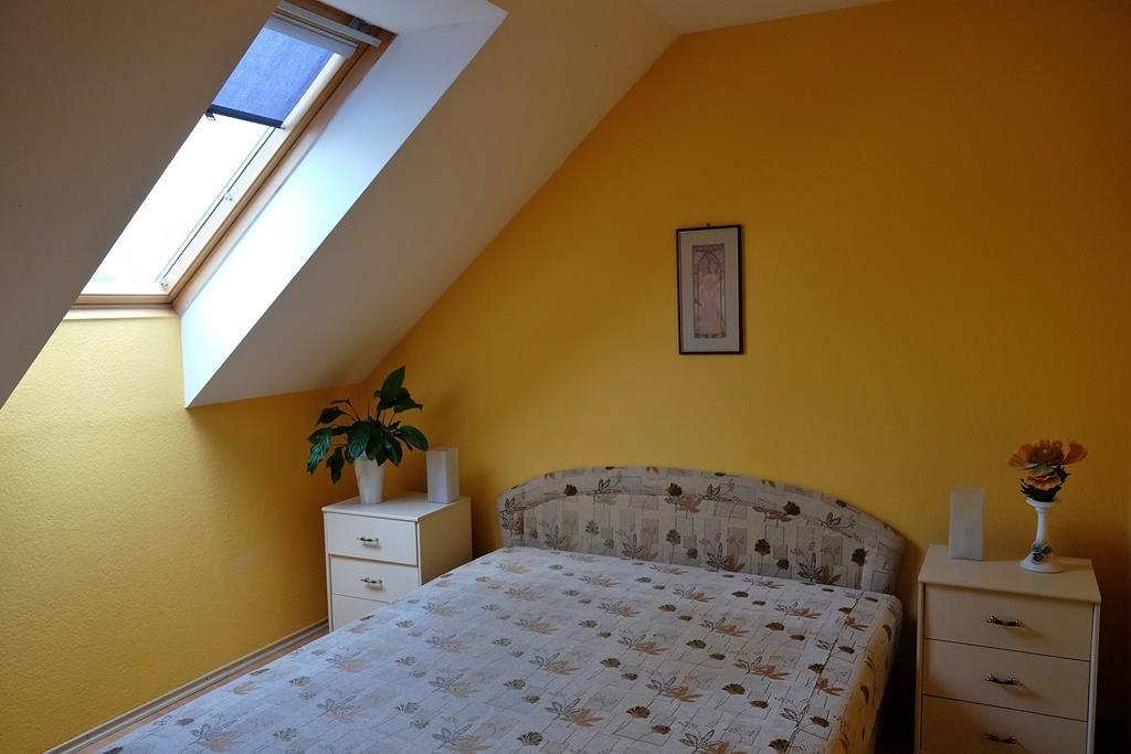 Var-Torony Apartman Gyula Extérieur photo